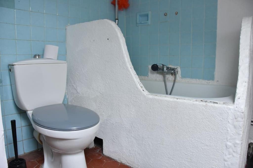 Lovely Flat In The Heart Of The Medieval City Hyeres Luaran gambar